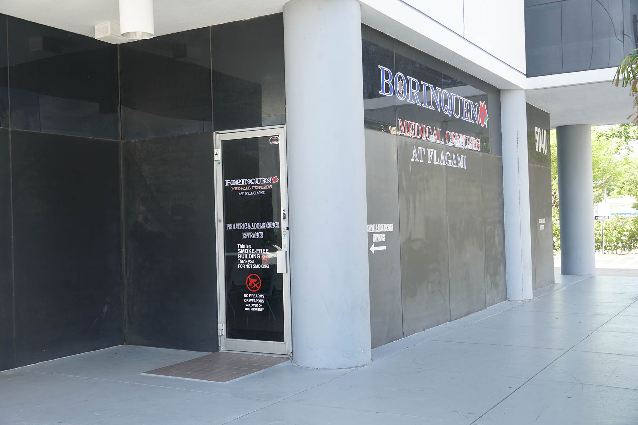 Photo of the entrance at Primary Care at Flagami